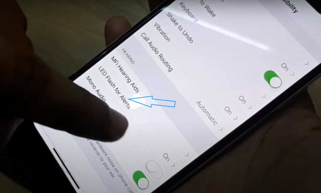 How to Turn LED Flash Notification On/Off iPhone X/XS/XR/11 Pro/SE 2020